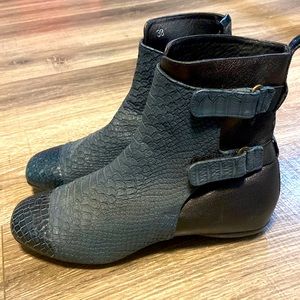 Daniella Lehavi Leather Motto Boots - Size 38